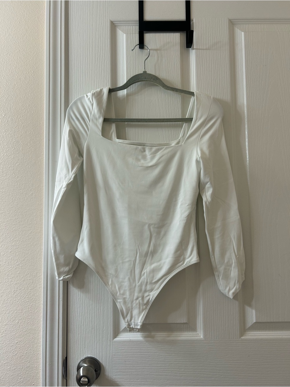 Babaton White Square-Neck Long Sleeve Bodysuit